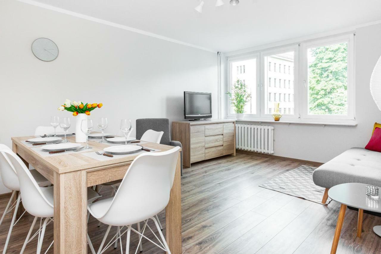 Apartments Warsaw Solidarnosci By Renters Esterno foto